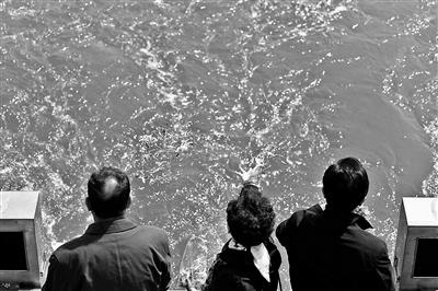 1124319566_15542505117201n 1124319566_15542505117201n