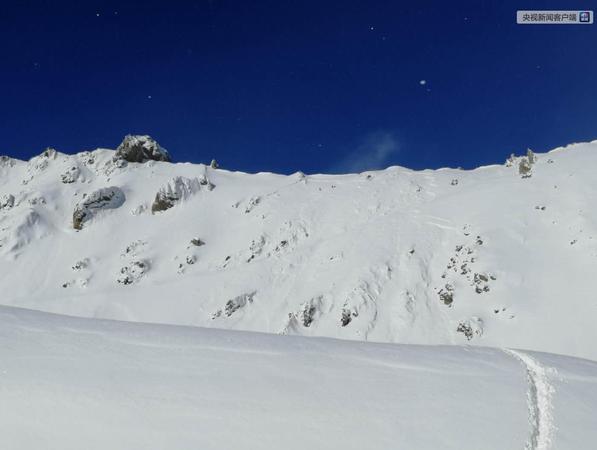 新疆昌吉山区发生雪崩 10名被困人员已全部获救