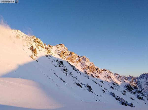 新疆昌吉山区发生雪崩 10名被困人员已全部获救
