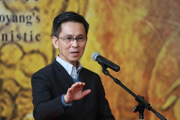 从丝绸之路的历史中汲取智慧：杨晓阳美术作品暨创作文献展启幕天津