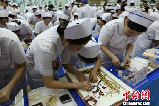 图为比赛的现场 林浩 摄