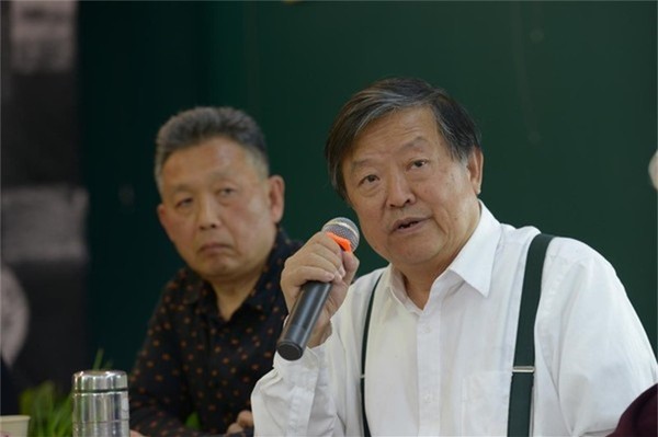 中国人民大学历史系教授、中国文物?；せ鸹崂肺幕ㄒ滴被嶂魅蚊彗壬樯芑疃灯鹩胱谥?