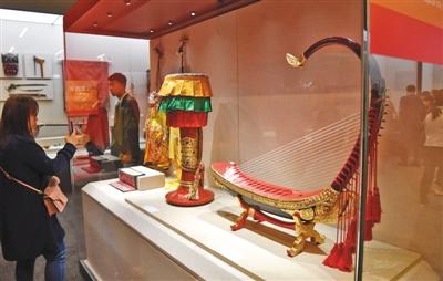 点击进入下一页