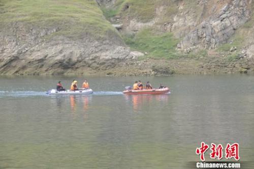 图为救援现场。　钟欣 摄