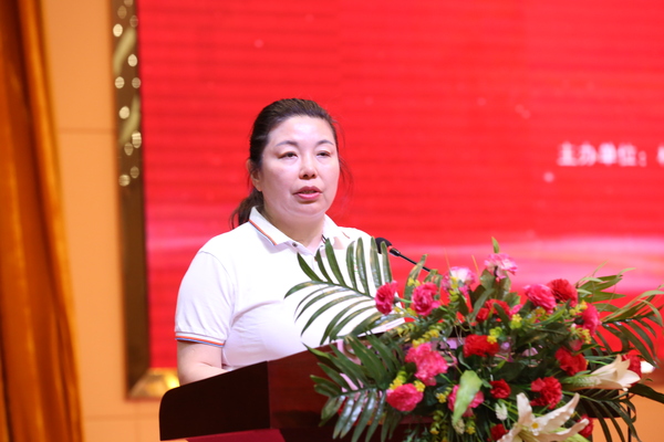 青爱工程办公室主任、北京青爱教育基金会理事长张银俊讲话