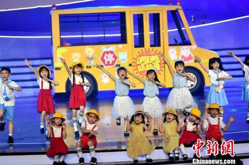 海峡两岸六一晚会福州录制?！÷烂?摄