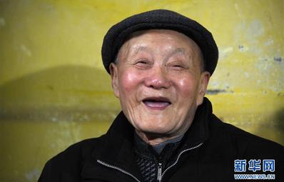 新华网评：始终不渝的初心是英雄本色