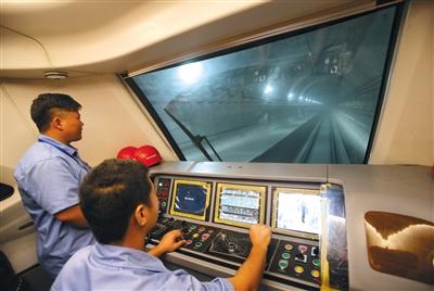 点击进入下一页