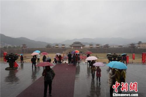 点击进入下一页