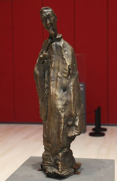 吴为山作品《张明山》