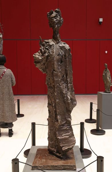 吴为山作品《相声大师——马三立》