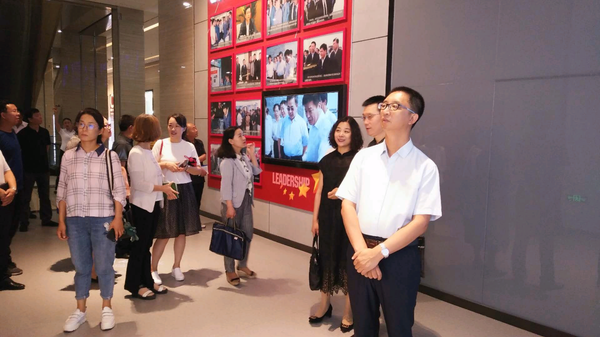 内蒙古乌海市政协围绕“乌海市人口规模对城市规划的影响”开展对口协商