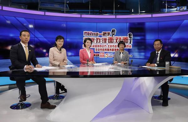 ▲访谈现场 ▲访谈现场