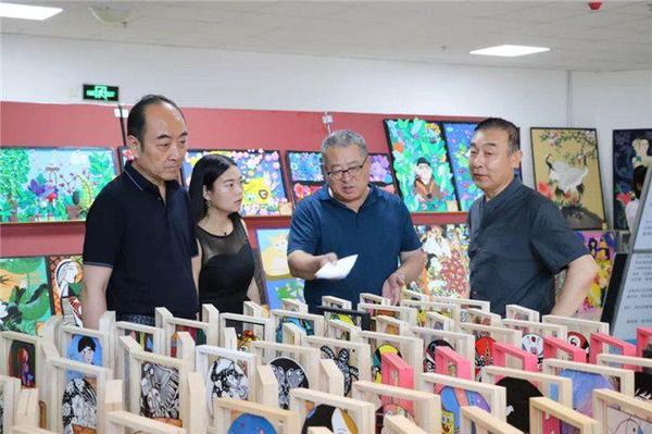 点击进入下一页