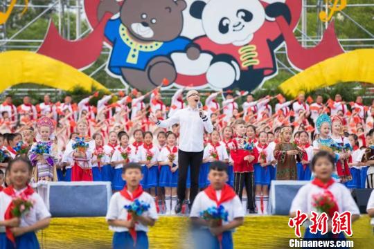 第十届中俄文化大集开幕现场。黑河市委宣传部供图