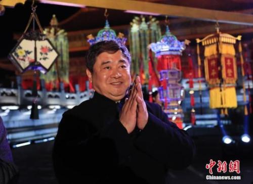 点击进入下一页