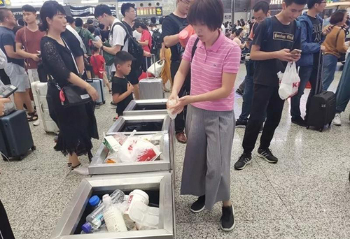 上海垃圾分类大考首日:有人高分 有人却考糊了