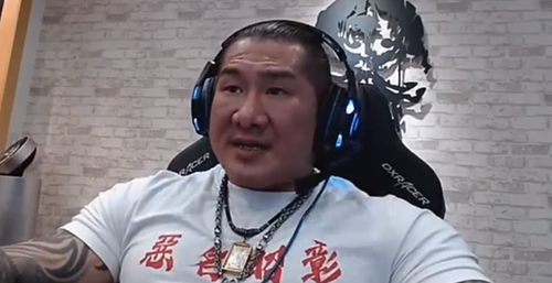 大陆搏击冠军约战台湾网红：3分钟内没倒算你赢