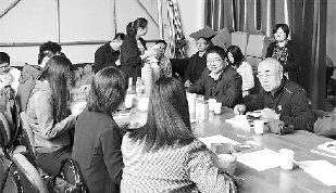     本报记者李宏深入浙江宁波采访“红帮”裁缝的百年历史。