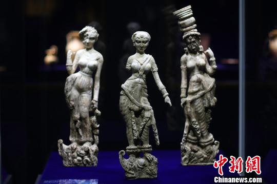 “金色阿富汗——古代文明的十字路口”展在南京博物院特展馆开幕?！°蟛?摄