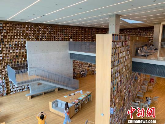 晓书馆?！≌疟?摄