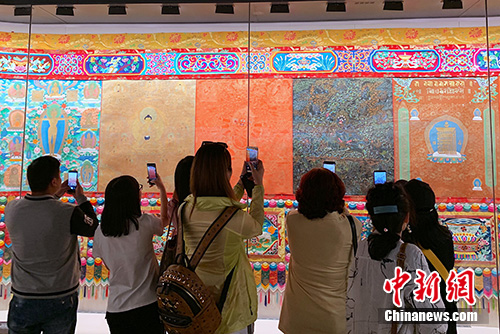 点击进入下一页