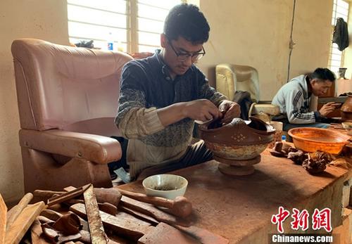 点击进入下一页