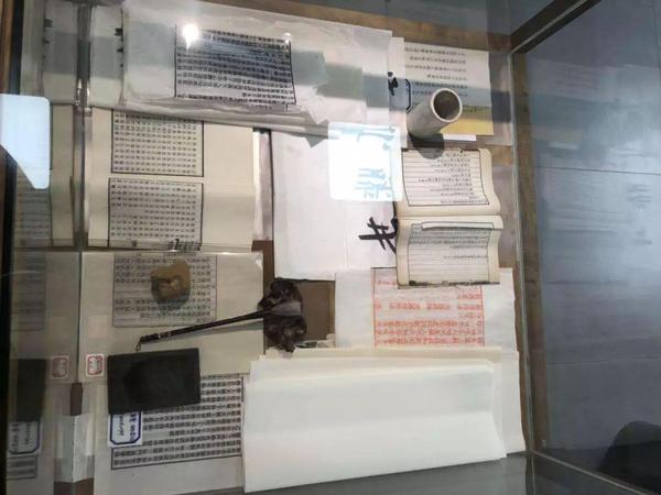 点击进入下一页