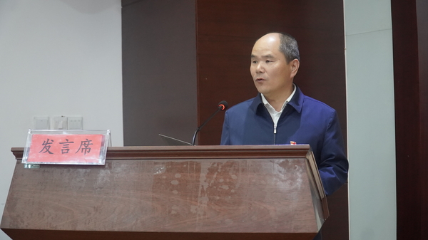 玉树州副州长何勃