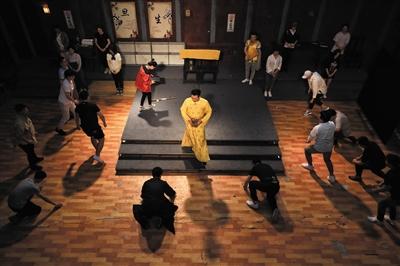 点击进入下一页