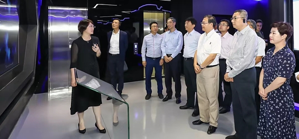 赋能大数据打造智慧城市，上海市政协港澳台侨委开展专题视察4