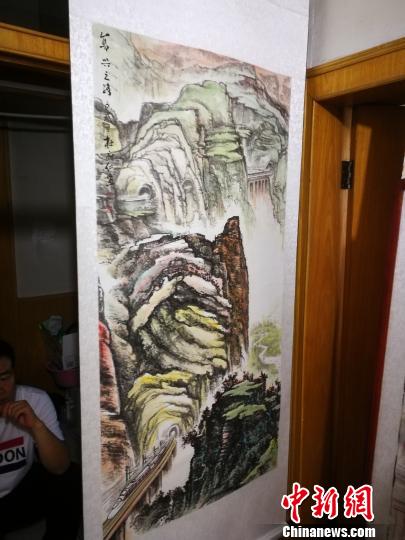 杜府仁作品《复兴之路》?！±钕?摄