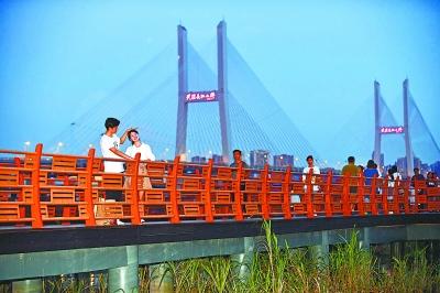 点击进入下一页