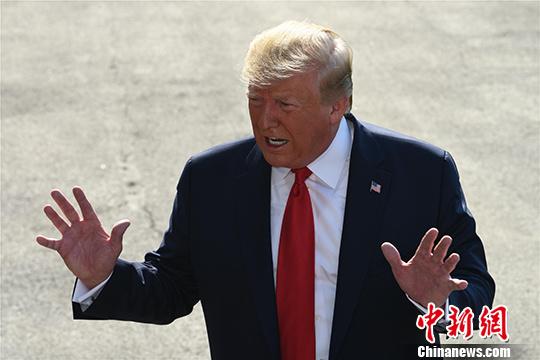 当地时间8月7日，美国总统特朗普在准备出发前往两起严重枪击案事发地时说，“我不喜欢任何形式的仇恨，对此我会做一些事情。”<a target='_blank' href='http://www.chinanews.com/'>中新社</a>记者 陈孟统 摄