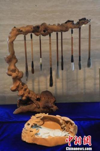 点击进入下一页