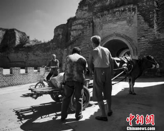 任彦龙拍摄的长城作品?！∪窝辶?摄