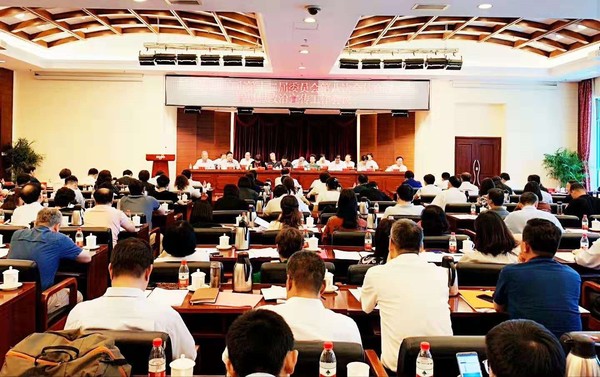 会场全景 陈宇 摄