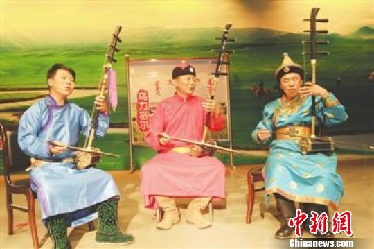 图为乌力格尔演出现场。通辽宣传部供图