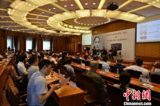 清华大学学生艺术团用音乐寄托对叶秀山先生的哀思?！÷砗Ｑ?摄