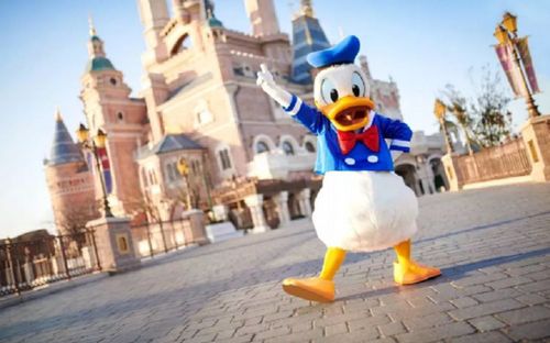 上海迪士尼严防带食物背后：食品3年狂揽近140亿