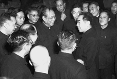 在曲折探索中前行——二届全国政协围绕社会主义改造与建设中的重大问题开展工作综述