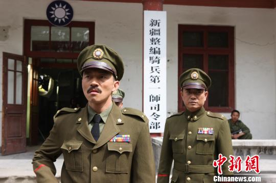 图为《和平将平陶峙岳》剧照。