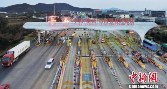 浙江舟山风雨70年：以开放之姿演绎蓝色大海传奇