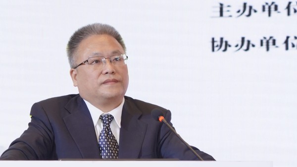 北京协和医院风湿免疫科主任曾小峰教授演讲