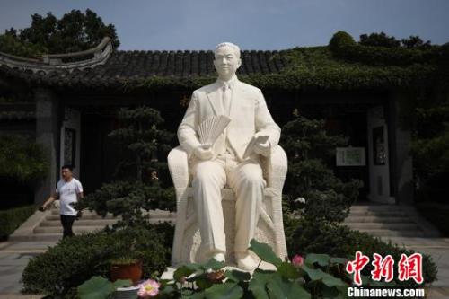 点击进入下一页