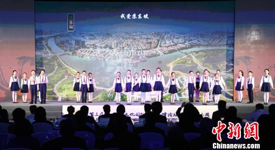 四川眉山：海内外“东坡粉丝”深入挖掘苏轼书画艺术思想