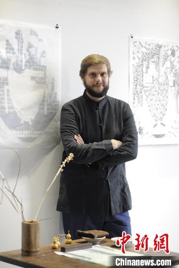 法国艺术家笔下的北京仿佛穿越到“丁丁历险记”