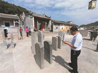 点击进入下一页