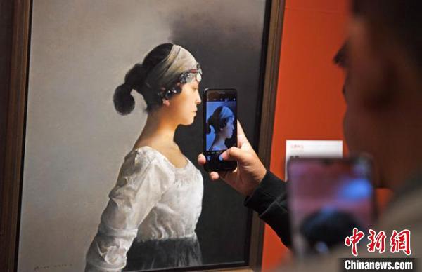 数百幅中国油画作品亮相兰州生动呈现西部历史人文