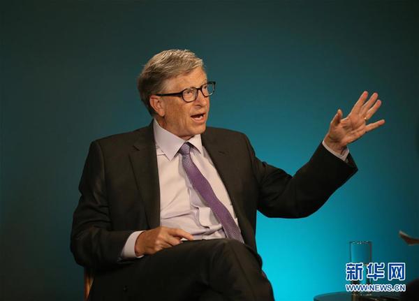 1     11月13日，在美国西雅图，比尔及梅琳达·盖茨基金会联席主席比尔·盖茨接受新华社记者专访。